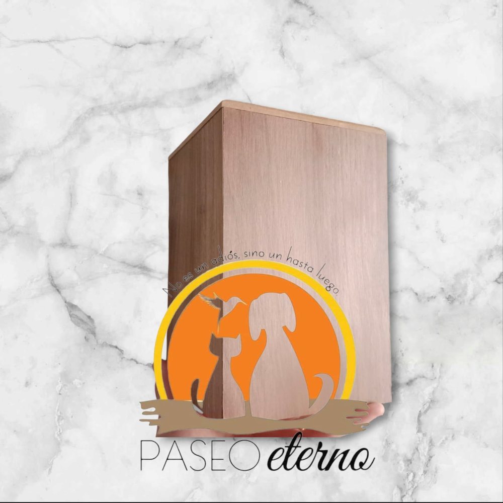 Urna VIP de madera con el logotipo de Paseo Eterno